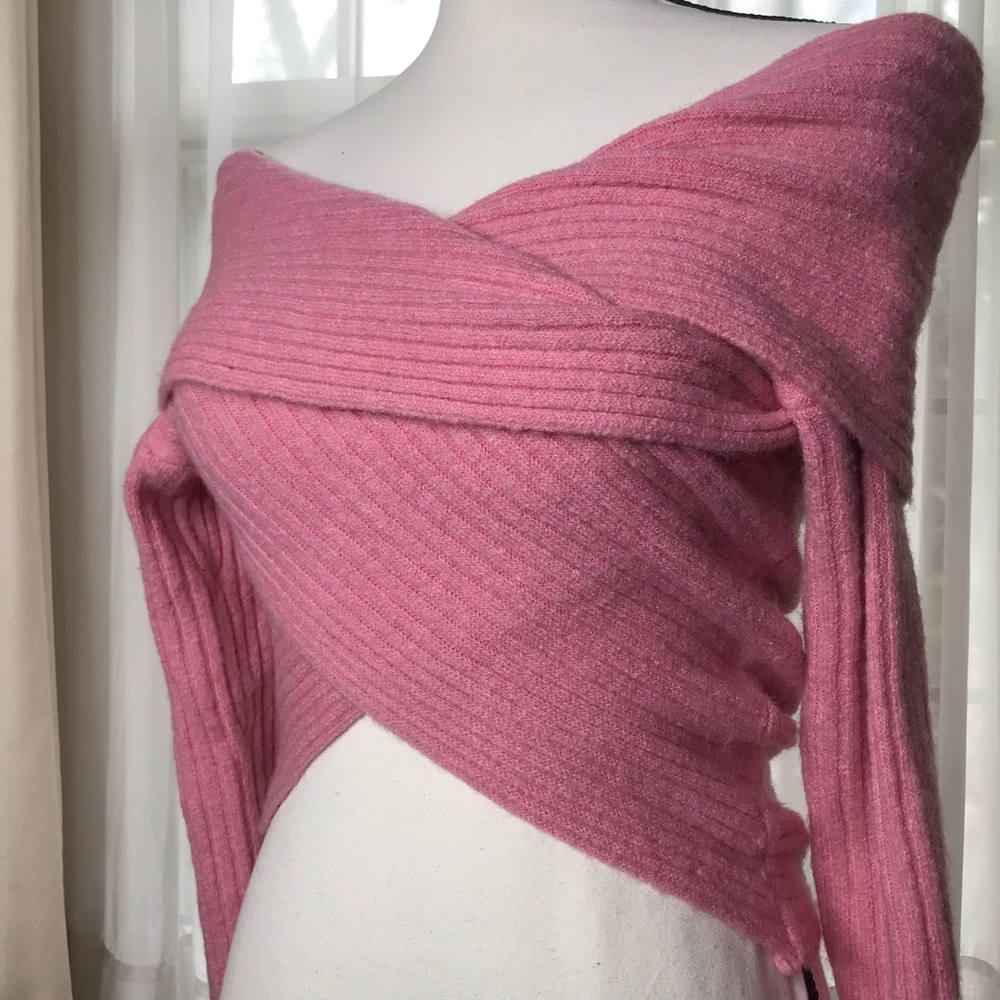 Off the Shoulder High Low Ribbed Pink Sweater